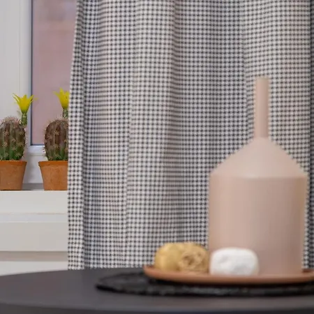 Appartement Tiny Cozy In The Center