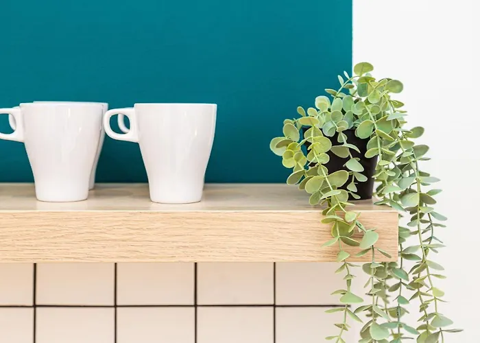 Tiny Cozy In The Center